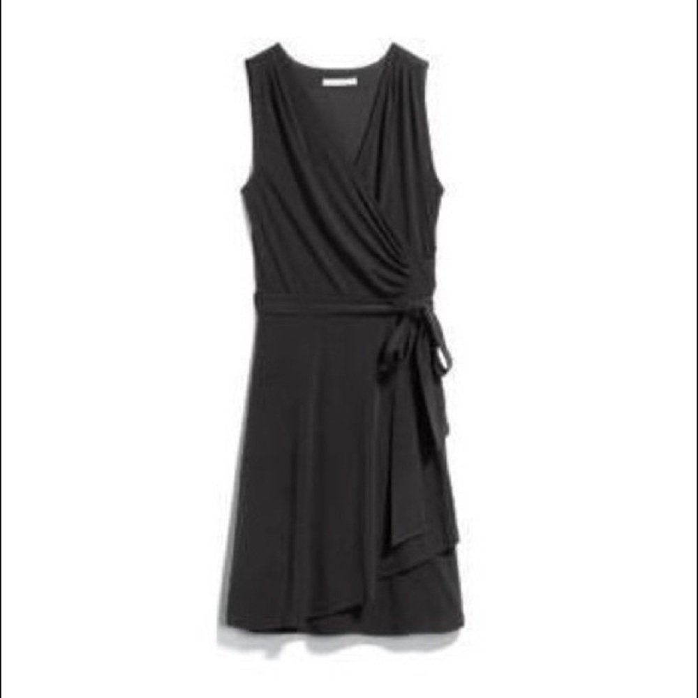 41Hawthorn Tristana Essential Knit Faux Wrap Dress
